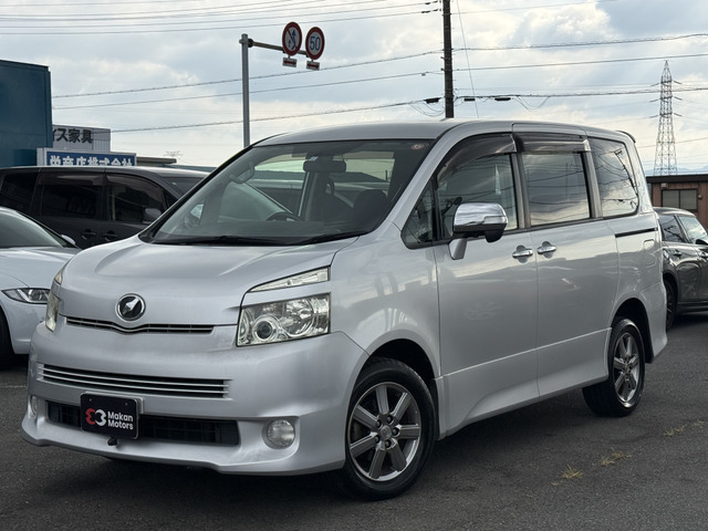 ヴォクシー2.0 ZS 煌II 4WD