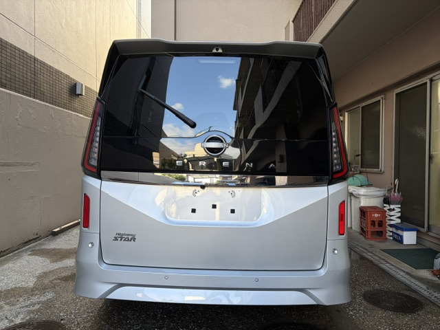 セレナ2.0 ハイウェイスターV