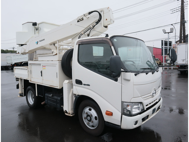 デュトロ高所作業車
