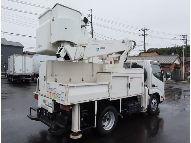 デュトロ高所作業車