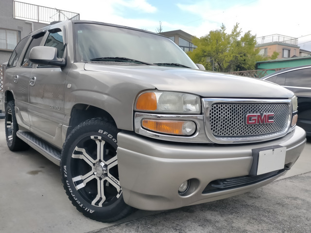 ユーコンデナリ 6.0 V8 4WD