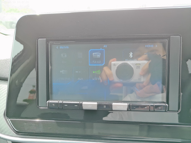 業務用カーナビ(社外品)CD/DVD・ラジオ視聴可能です☆また、Bluetoothも接続できます!【7インチ型:AVIC-BZ501】