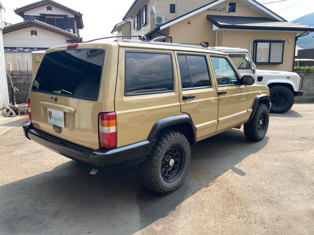 チェロキーリミテッド 4WD