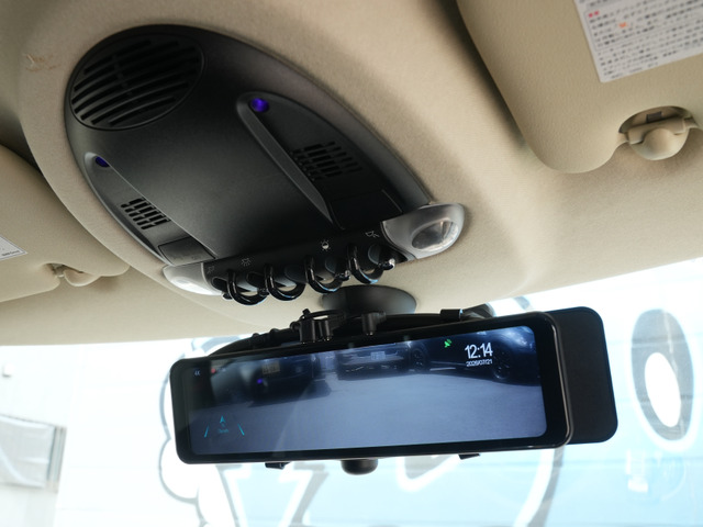 MINI�炵���X�^�C���b�V���ȃ��[���~���[�����ł��B
