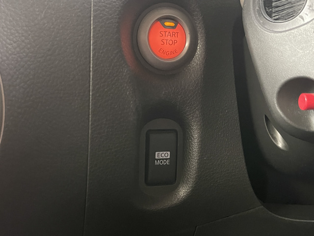 ��ECO���[�h�X�C�b�`�ŏ����G�R�ɑ���܂��B������������!!���₢���킹��TEL06-6430-1230 E-mail cars_genesis2007@yahoo.co.jp�܂�!!��