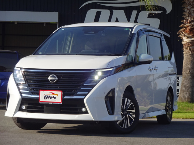 セレナ1.4 e-POWER ハイウェイスターV