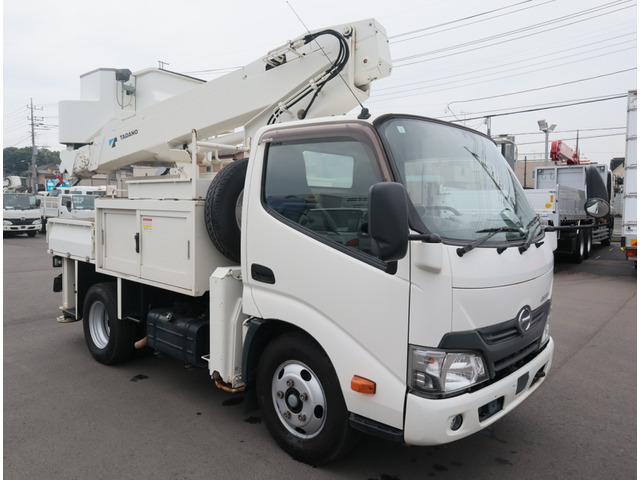 デュトロ高所作業車