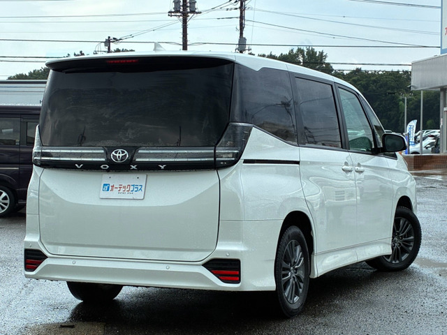 ヴォクシー2.0 S-G 4WD