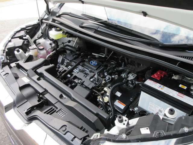 1.8L直列4気筒DOHCエンジ!WLTCモード燃費23km/リットル(カタログ値)