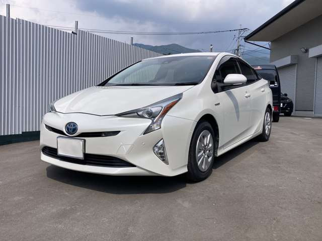 プリウス1.8 S セーフティ プラス