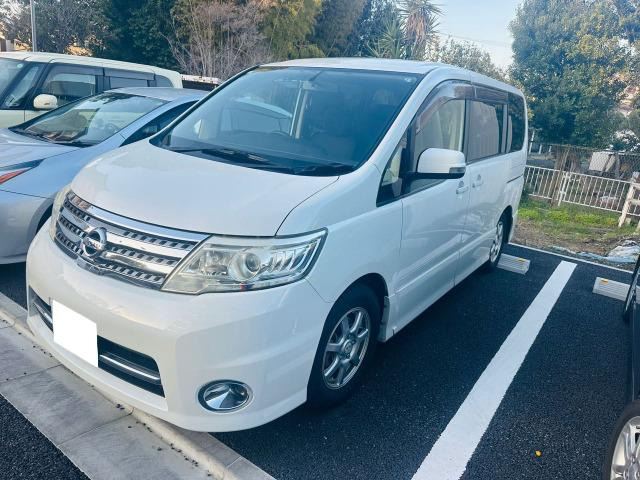 セレナ2.0 ハイウェイスター Vセレクション 4WD