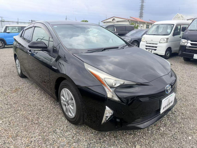 プリウス1.8 S
