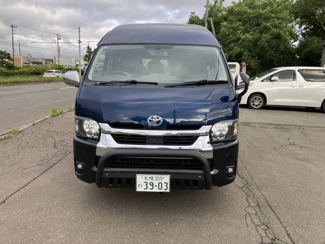 ハイエース2.7 グランドキャビン 4WD