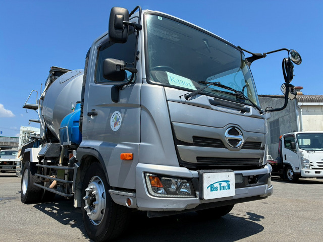 レンジャーミキサー車