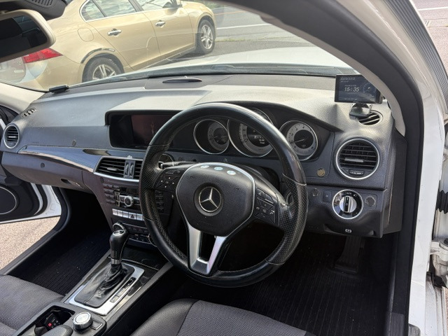 CクラスC180 ブルーエフィシェンシー AMG スポーツパッケージ