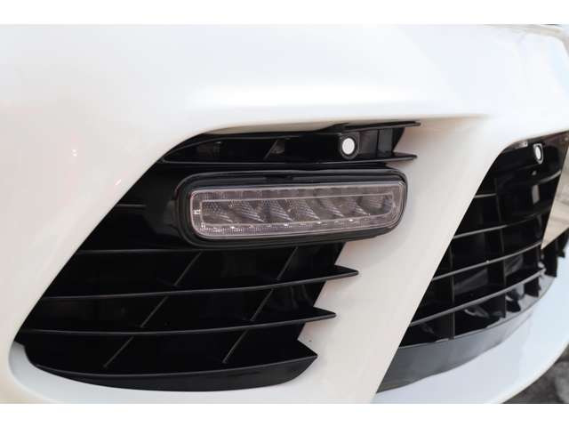 パナメーラ4S PDK 4WD