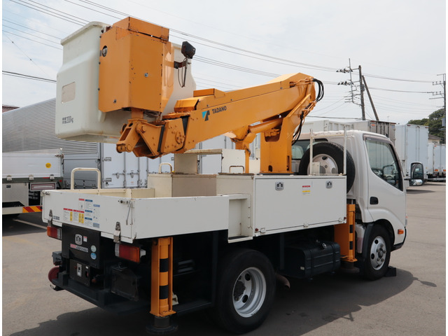 デュトロ高所作業車