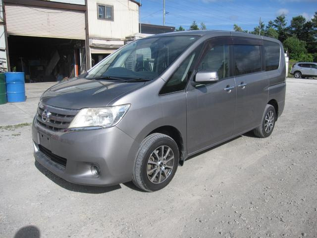 セレナ2.0 20G 4WD
