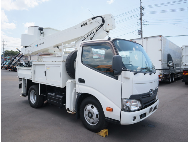 デュトロ高所作業車