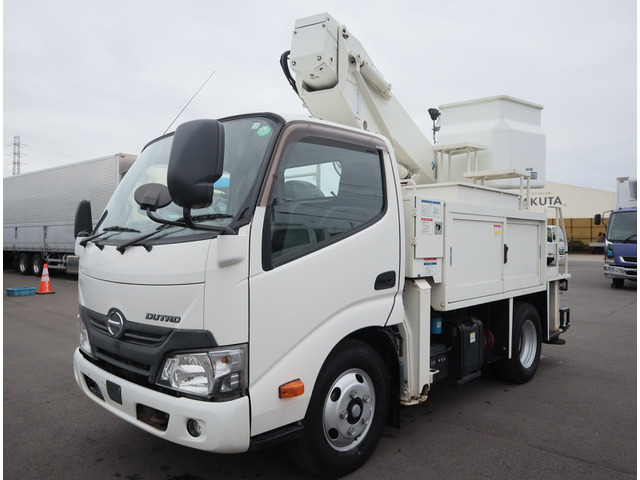 デュトロ高所作業車
