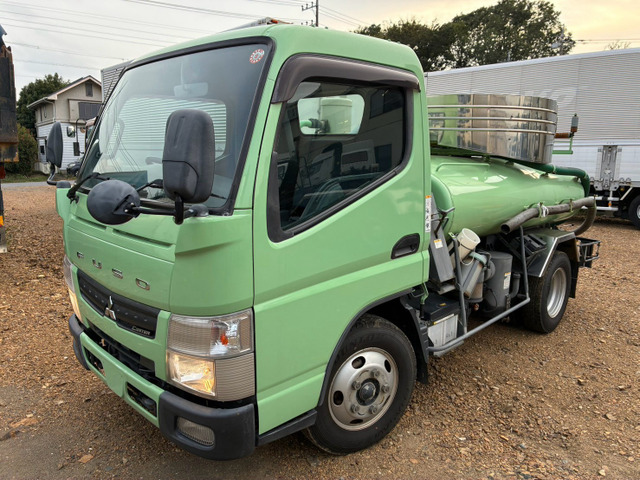 キャンターバキュームカー