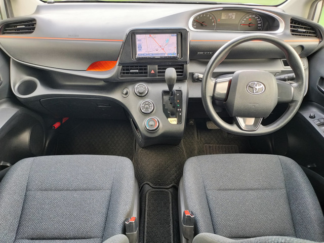 シエンタ1.5 X Vパッケージ 4WD