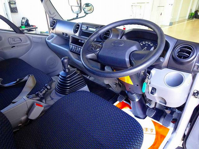 AC PS PW SRS ABS �W���h�A���b�N ���d�i�~���[ Bluetooth ETC ���[���~���[���o�b�N���j�^�[ �^�[�{ �r�C�u���[�L �t���A6MT