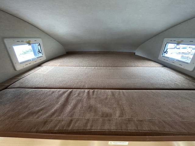 �o���N�x�b�h���L�X���K!���@��185cm&times;180cm�ƂȂ��Ă���܂�!