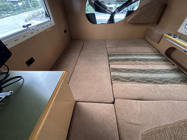 �_�C�l�b�g���ȒP�Ƀx�b�h�W�J���\�ł�!���@��188cm&times;170cm��3���A�Q�\�ł�!