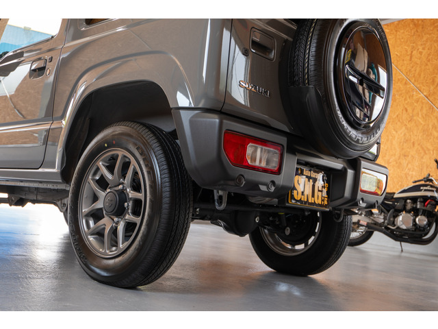 �u����ȃW���j�[�ɂ�����!�v���劽�}�B�p�[�c�I�т���d�オ��܂ŁA���\�Z�ɍ��킹�ăJ�X�^���v����������Ă��܂��B