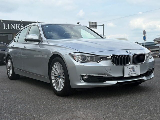 3シリーズセダン320i ラグジュアリー
