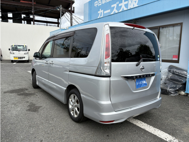 セレナ2.0 ハイウェイスター J パッケージ