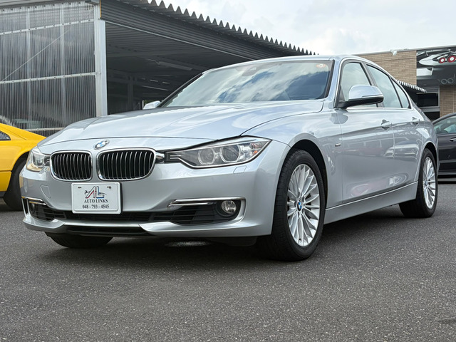 3シリーズセダン320i ラグジュアリー