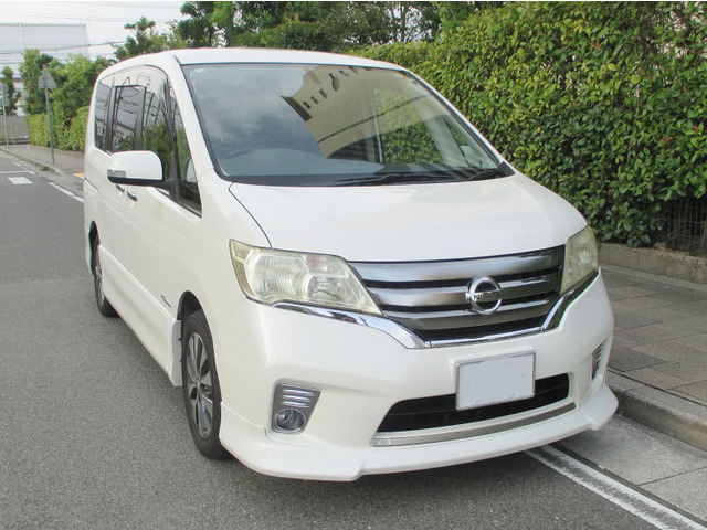 セレナ2.0 ハイウェイスター S-HYBRID Vエアロモード