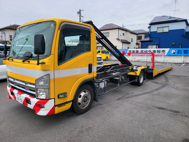 エルフ積載車