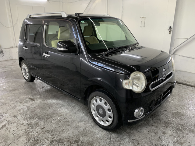 お車と一緒に新品タイヤ(ホイール付き)をご希望の方にはお得な価格にてご提供しております。常時在庫がありますので、いつでもご確認いただけます。