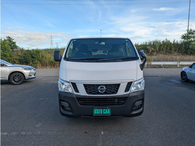 NV350キャラバン2.5 DX ロング ディーゼル 4WD