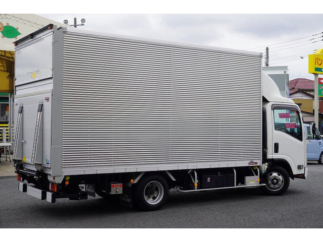 �o���E�g���b�N���A���݌�200��ȏ�!!���Ђ�HP�����񂲗����������Bhttp://www.vantruck.co.jp/index.htm