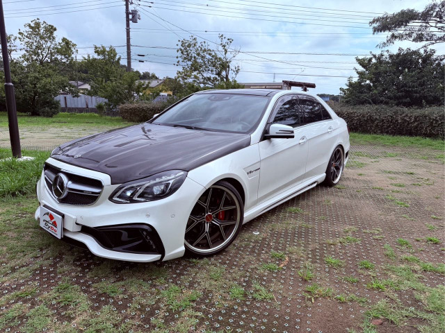 EクラスE350 4マチック アバンギャルド 4WD