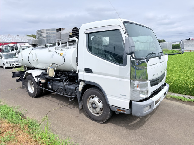 キャンターバキュームカー