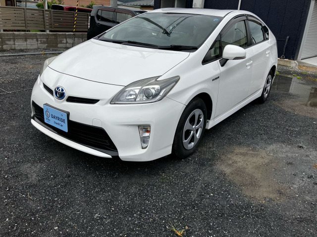 プリウス1.8 S