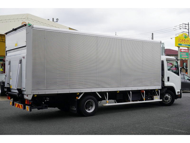 �o���E�g���b�N���A���݌�200��ȏ�!!���Ђ�HP�����񂲗����������Bhttp://www.vantruck.co.jp/index.htm