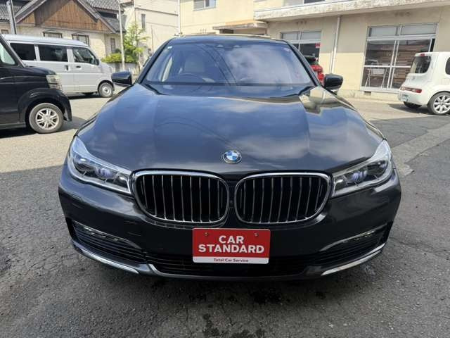 7シリーズ740i