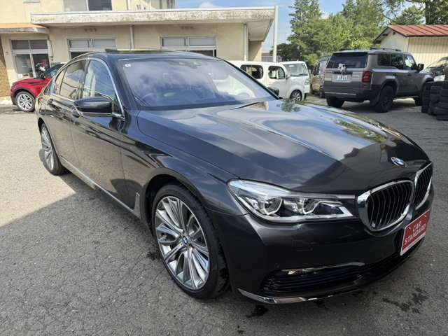 7シリーズ740i
