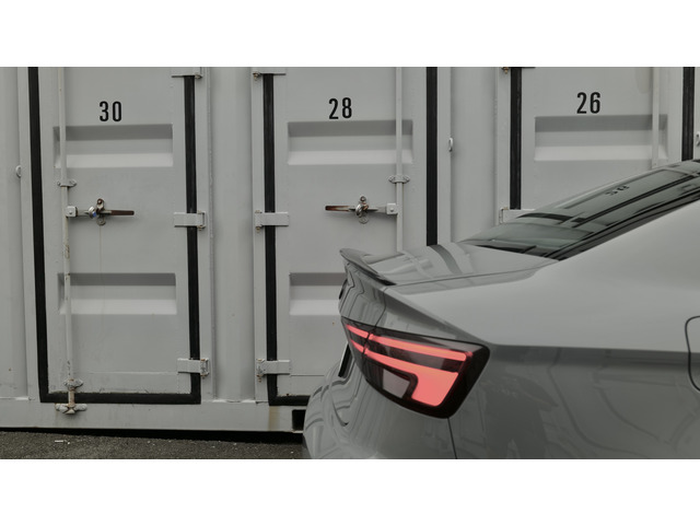 �g�����N�X�|�C���[