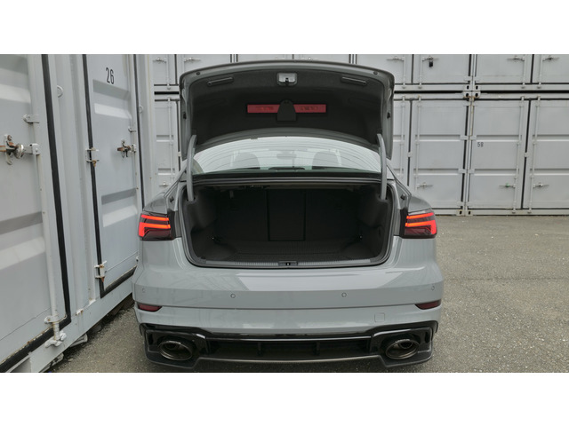 �g�����N�X�y�[�X