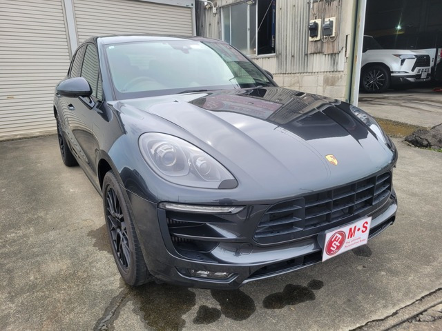 マカンGTS PDK 4WD