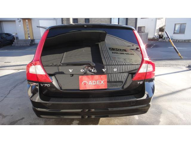 V70