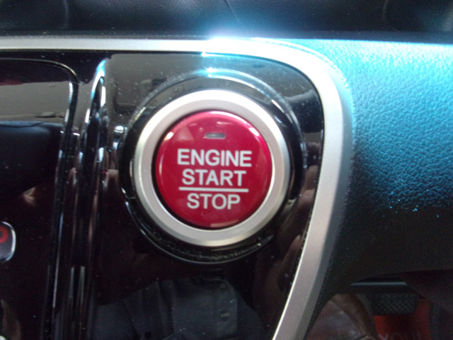 �G���W���X�^�[�g�̓v�b�V�����B