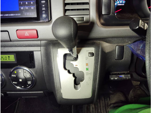 CAR CONNECT�͖��T���j����x���ƂȂ�܂�!�����ӂ��������B